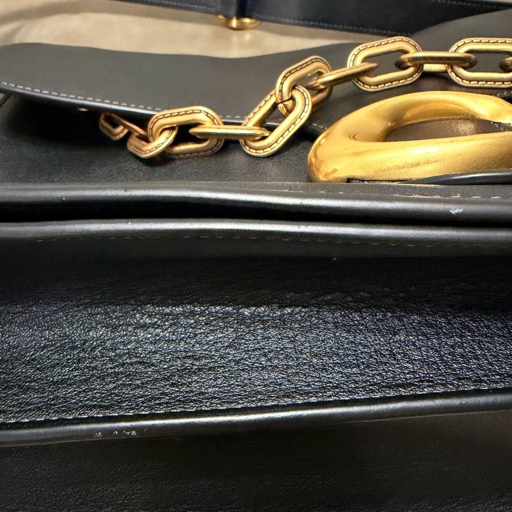 Coach Black Leather Shoulder Bag with Gold Hardware and Chain Accent - Picture 8 of 16